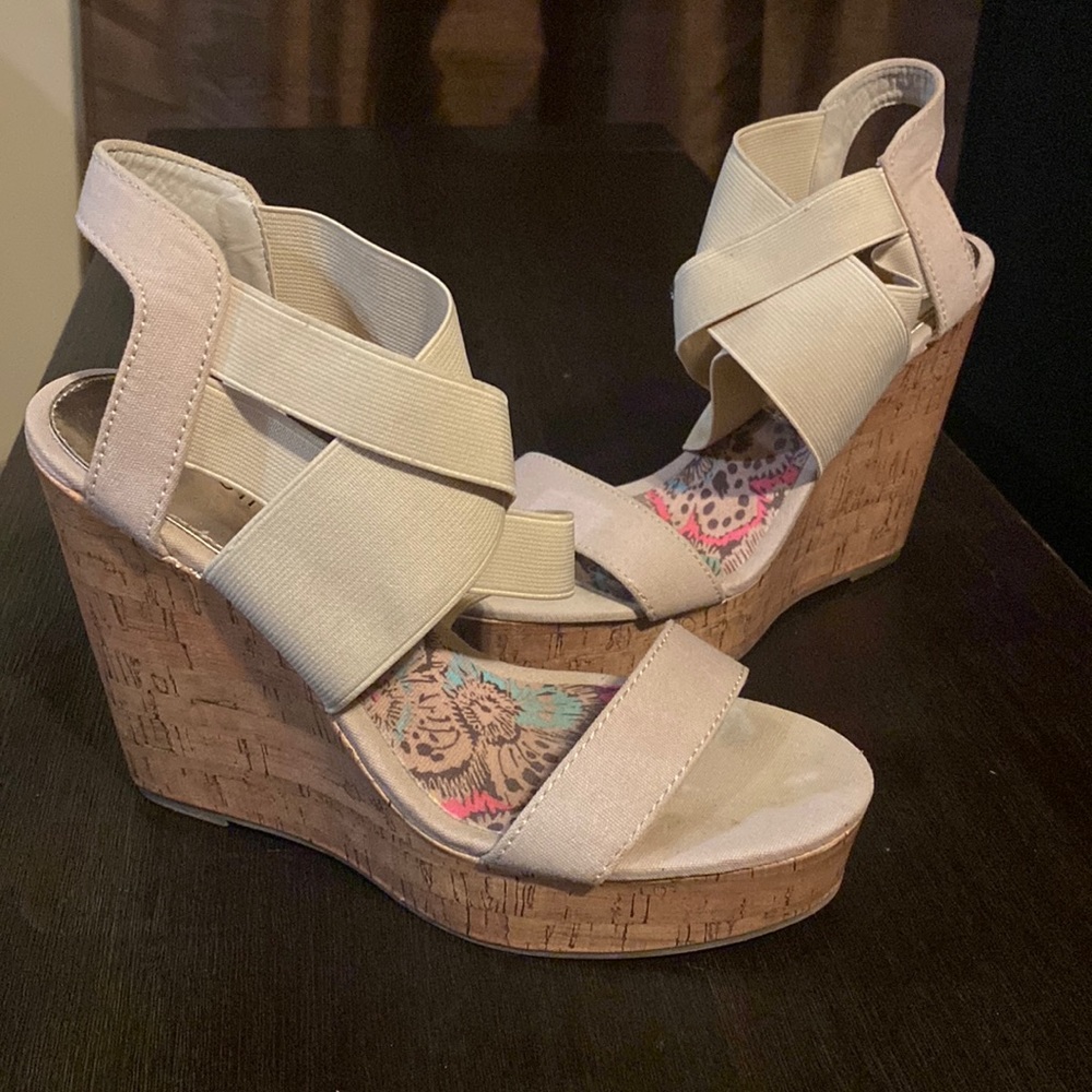 Madden Girl Wedges